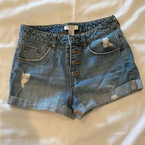 Forever 21 size 26 shorts button fly